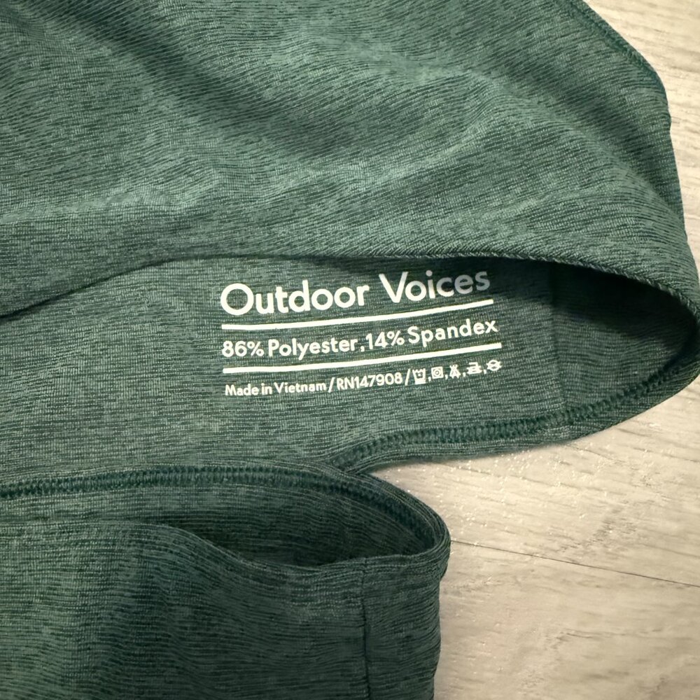 Outdoor Voices Slashback Crop - Picture 4 of 4